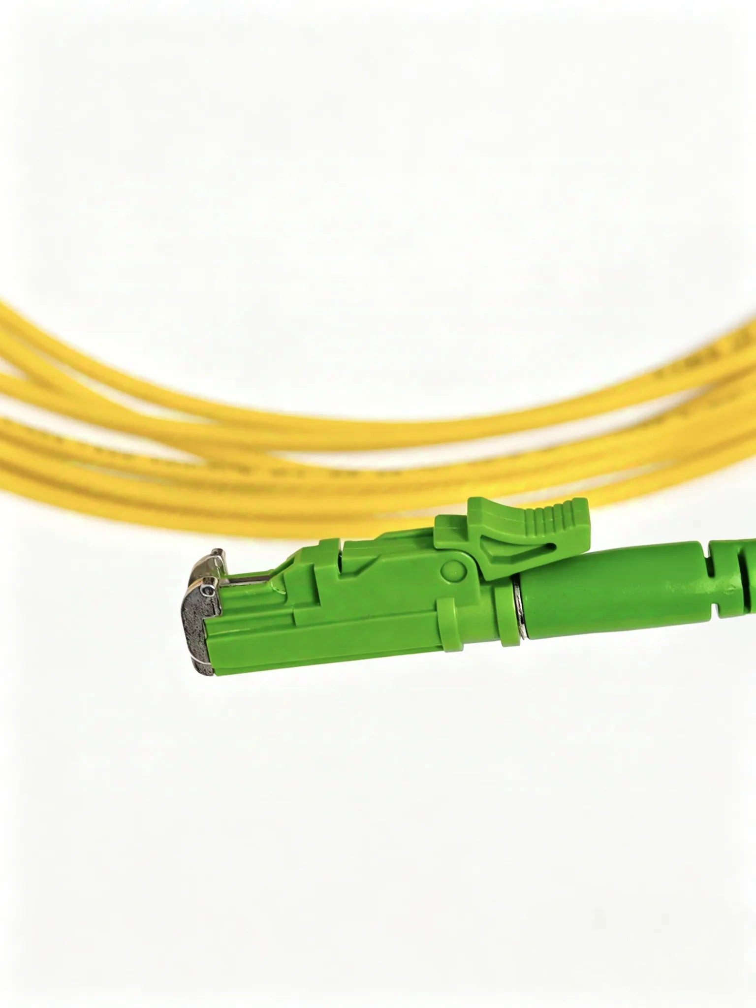 E2000 APC OS2 1 Fiber Fiber Optic Pigtail 1.5m, Yellow, for FTTH